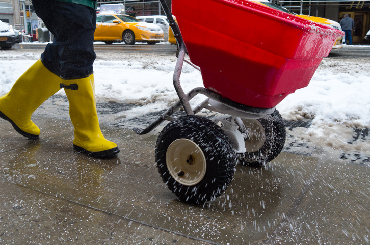 Spreading Ice Melt